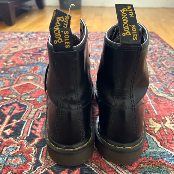 Dr. Martens Black Leather Boots MADE IN ENGLAND - Picture 3 of 9